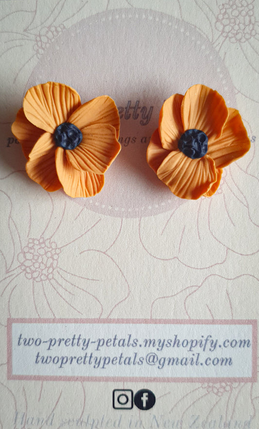 Mustard flower studs