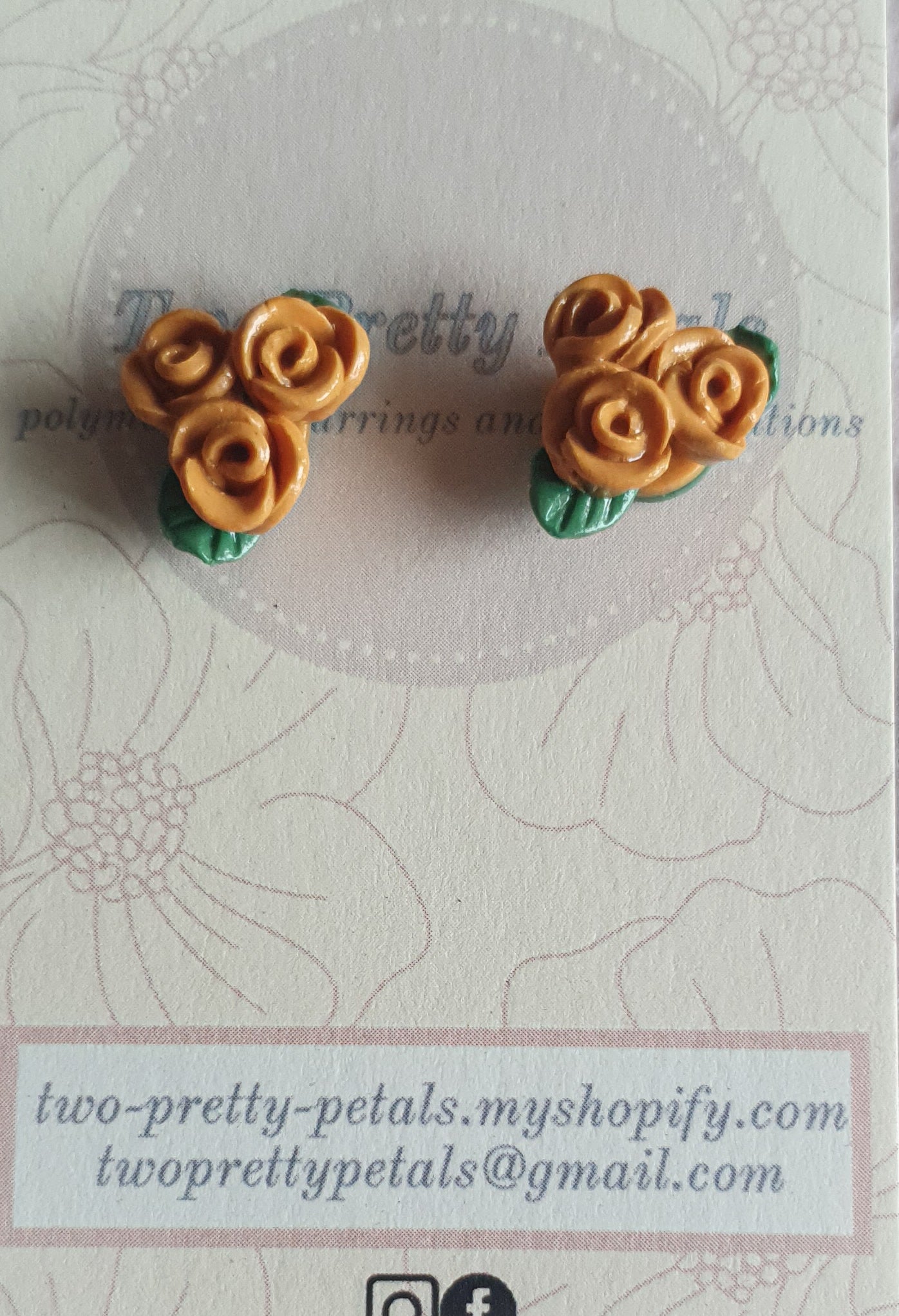 Yellow rose studs